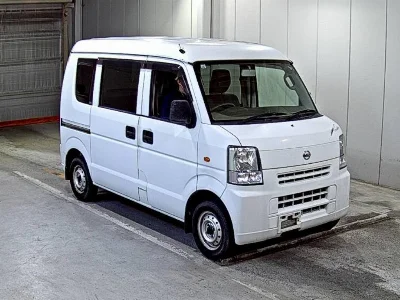 NISSAN CLIPPER VAN