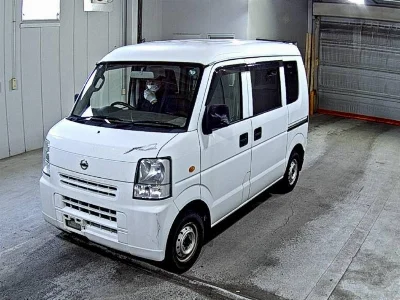 NISSAN CLIPPER VAN