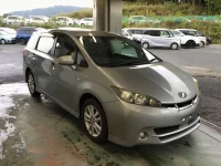 Цена авто Toyota Wish с аукционов Японии, номер кузова ZGE20W, пробег 190 000, оценка 2