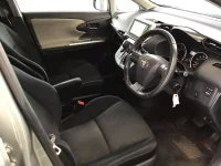 Цена авто Toyota Wish с аукционов Японии, номер кузова ZGE20W, пробег 190 000, оценка 2