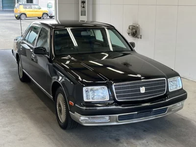 TOYOTA CENTURY