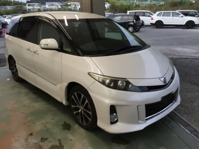 TOYOTA ESTIMA