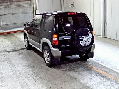 MITSUBISHI PAJERO MINI