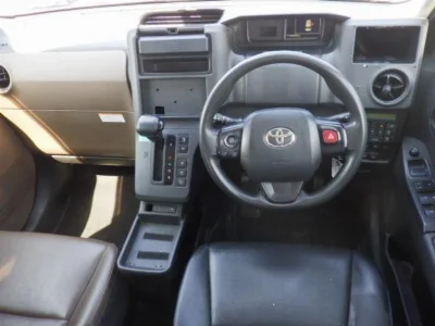 TOYOTA JPN TAXI