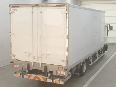 ISUZU FORWARD