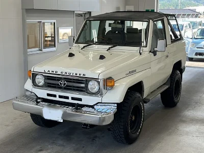TOYOTA LAND CRUISER