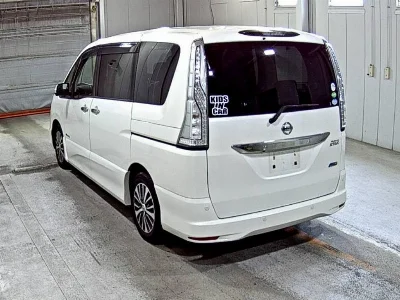 NISSAN SERENA