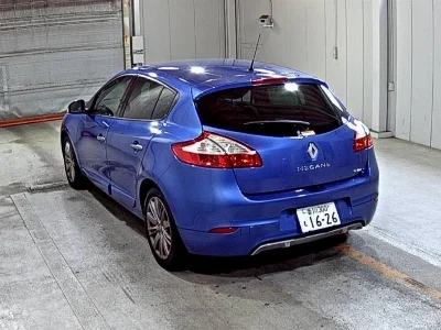 RENAULT MEGANE