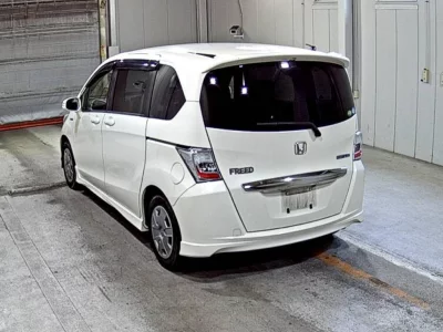 HONDA FREED