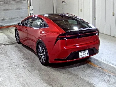 TOYOTA PRIUS