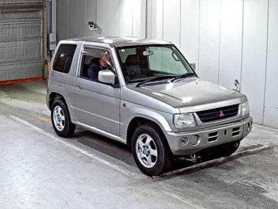 MITSUBISHI PAJERO MINI