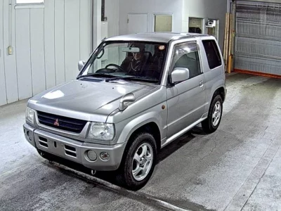 MITSUBISHI PAJERO MINI