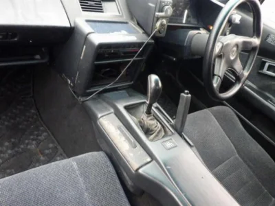 TOYOTA MR2