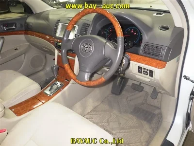 TOYOTA PREMIO