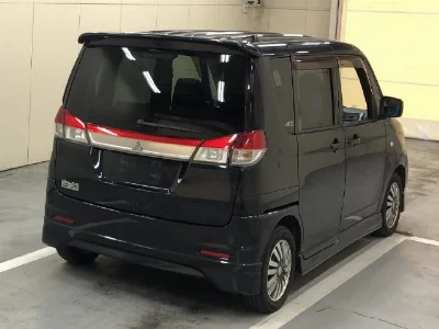 MITSUBISHI DELICA D2