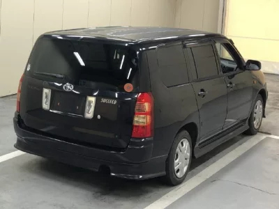 TOYOTA SUCCEED