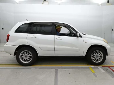 TOYOTA RAV4 J