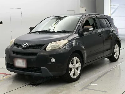 TOYOTA IST