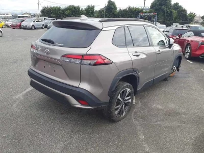 TOYOTA COROLLA CROSS