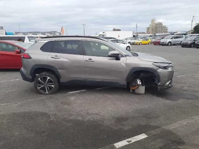 TOYOTA COROLLA CROSS