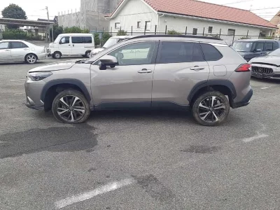 TOYOTA COROLLA CROSS