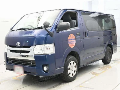 TOYOTA REGIUS VAN