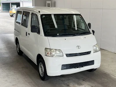 TOYOTA LITE ACE VAN