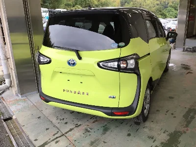 TOYOTA SIENTA