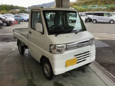 MITSUBISHI MINICAB TRUCK