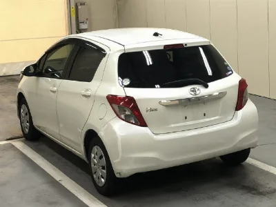 TOYOTA VITZ