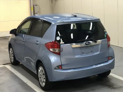 SUBARU TREZIA