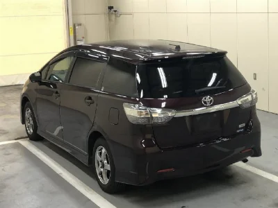 TOYOTA WISH