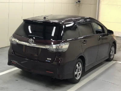 TOYOTA WISH