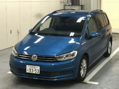 VOLKSWAGEN GOLF TOURAN