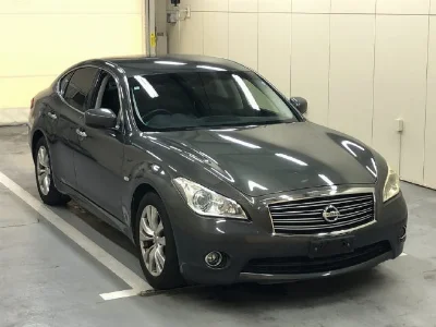 NISSAN FUGA