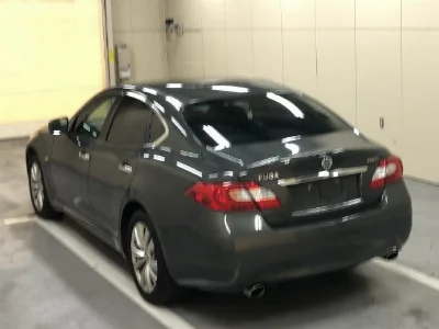 NISSAN FUGA