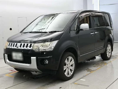 MITSUBISHI DELICA D5