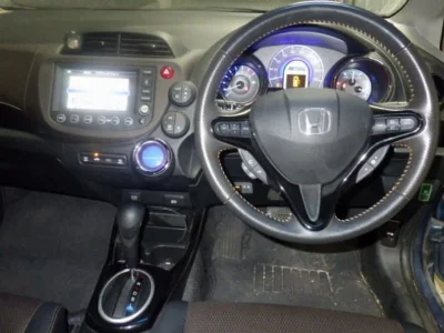 HONDA FIT SHUTTLE