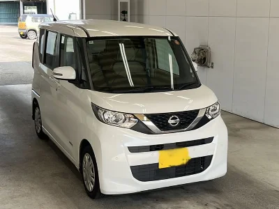 NISSAN ROOX