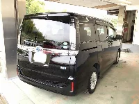 Цена авто Toyota Voxy с аукционов Японии, номер кузова ZWR80G, пробег 112 000, оценка 8