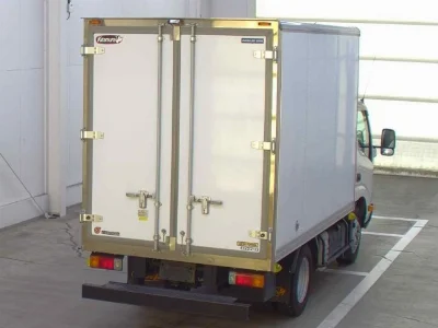 TOYOTA DYNA