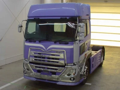 NISSAN UD