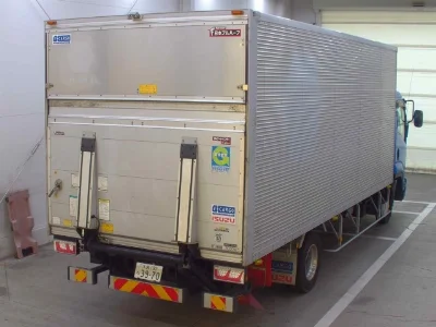 ISUZU FORWARD
