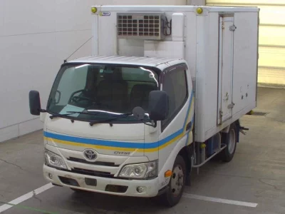 TOYOTA DYNA