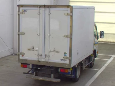 TOYOTA DYNA
