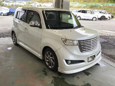 TOYOTA BB