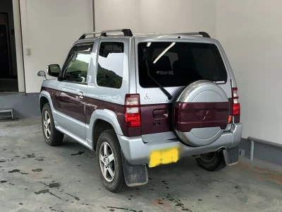 MITSUBISHI PAJERO MINI