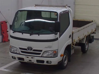 TOYOTA DYNA