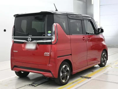 NISSAN ROOX