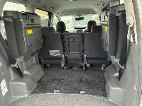 Цена авто Toyota Voxy с аукционов Японии, номер кузова ZRR75G, пробег 178 000, оценка 2